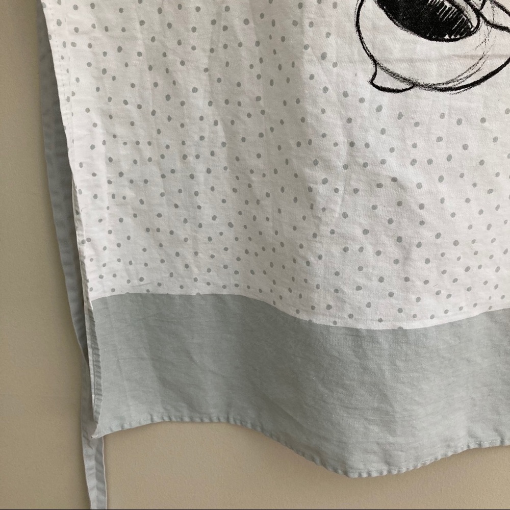 Minnie Mouse Apron - Picture 3 of 5